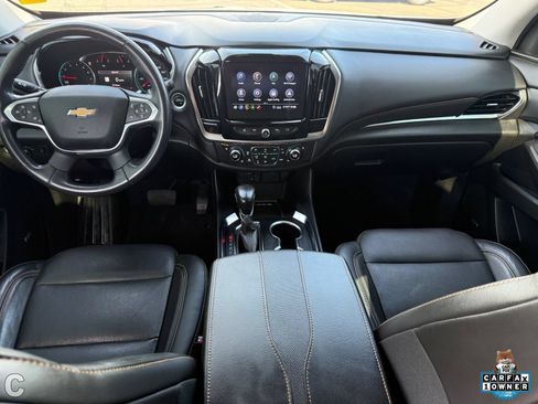 Certified 2021 Chevrolet Traverse Premier w/ LPO, Cargo Package FWD image 29