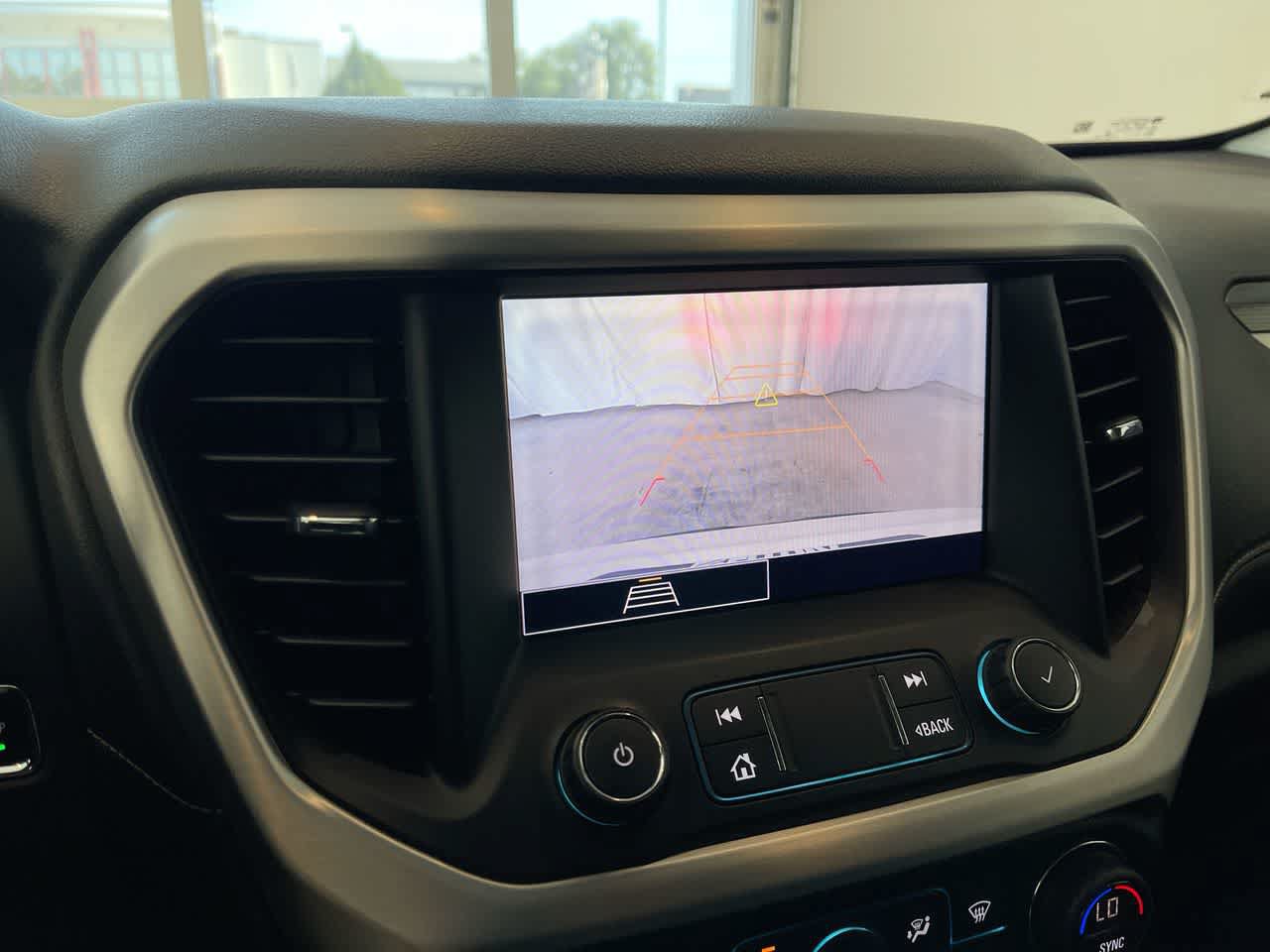 Used 2020 GMC Acadia SLT AWD/4WD image 17