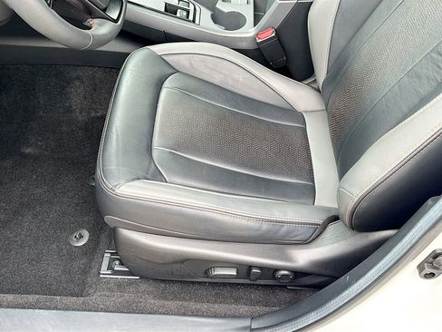 Used 2024 Subaru Crosstrek 2.5i Limited AWD/4WD image 22