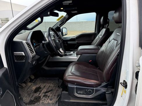 Used 2015 Ford F150 Platinum w/ Equipment Group 701A Luxury image 9