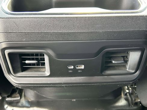 Used 2024 Chevrolet Silverado 3500 LT w/ Convenience Package image 15