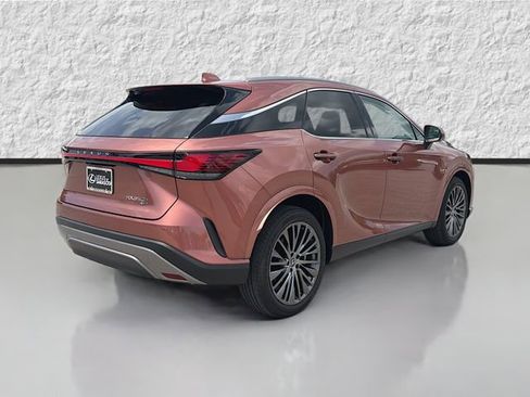 Used 2024 Lexus RX 350 w/ Convenience Package AWD/4WD image 3