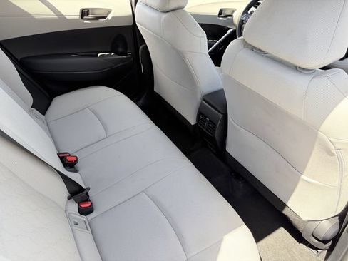 Used 2024 Toyota Corolla Cross LE FWD image 15