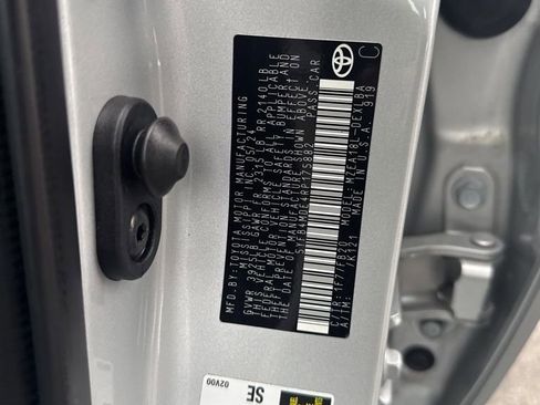 Used 2024 Toyota Corolla LE image 21