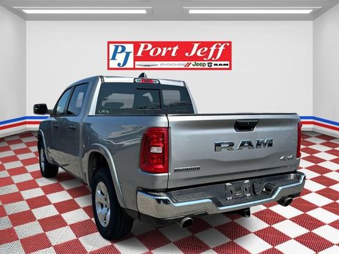 Used 2025 RAM 1500 Big Horn AWD/4WD image 5