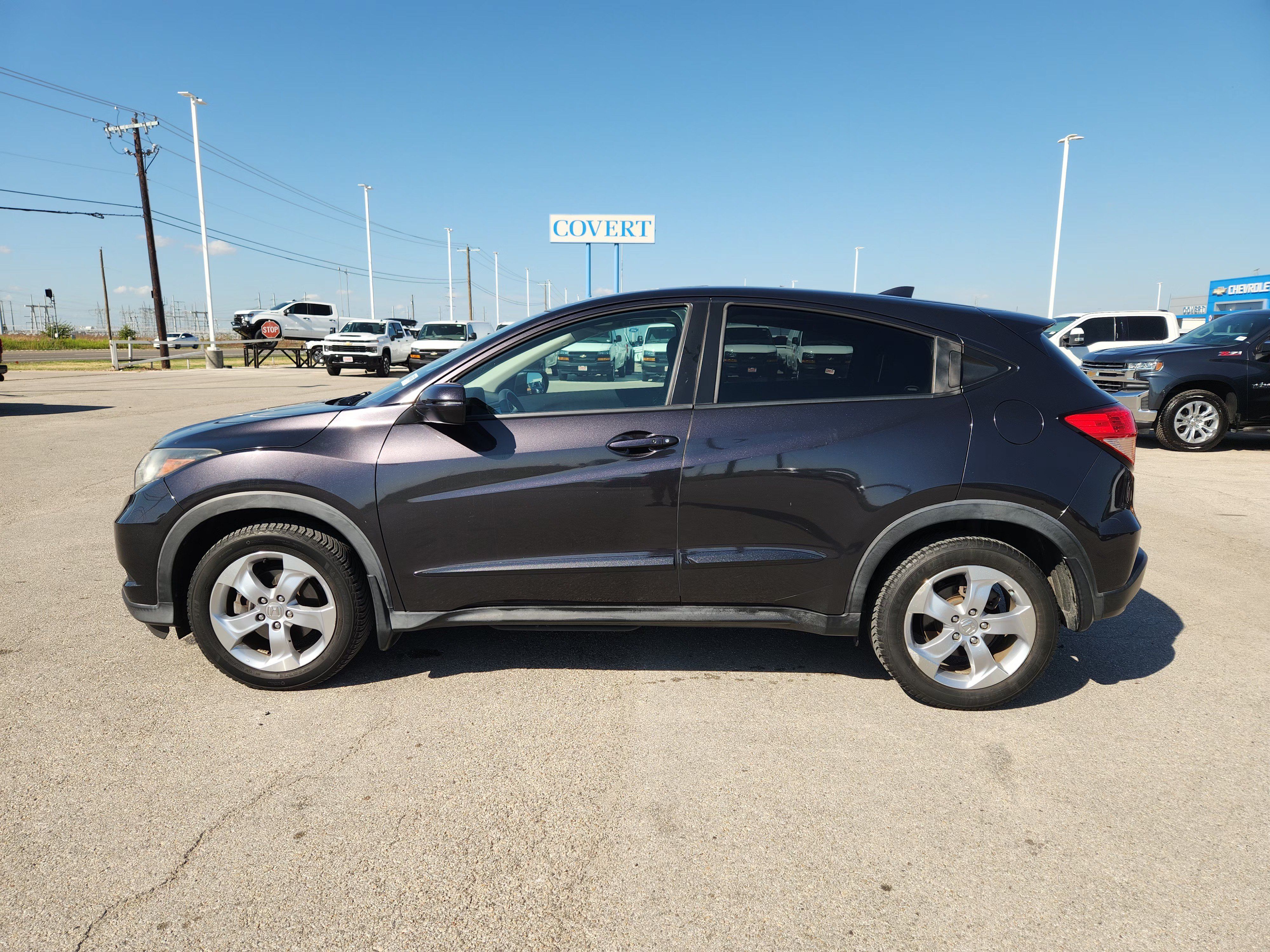 Used 2016 Honda HR-V EX image 4