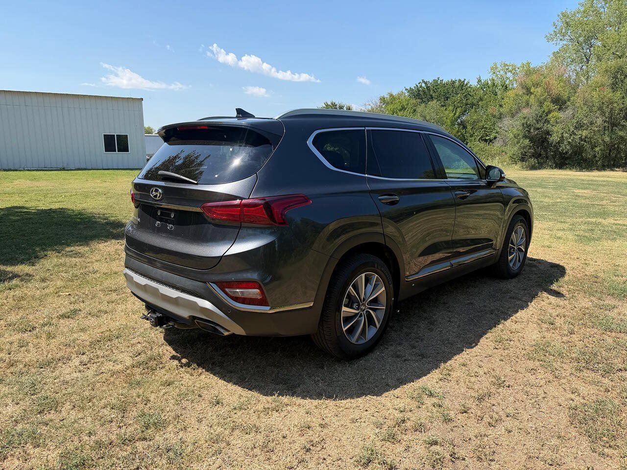 Used 2020 Hyundai Santa Fe Limited FWD image 4