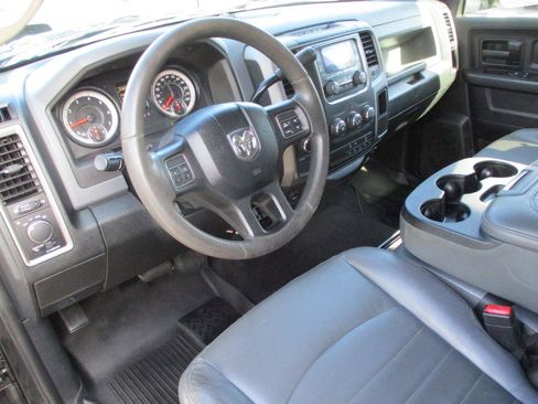 Used 2016 RAM 3500 Tradesman w/ Popular Equipment Group image 17