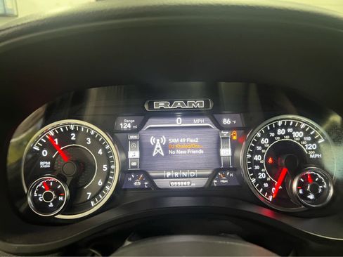 Used 2022 RAM 1500 Big Horn image 36