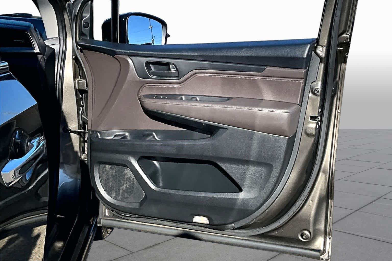 Used 2018 Honda Odyssey EX-L image 22