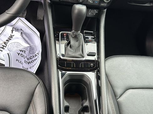 Certified 2024 Jeep Compass Limited image 23