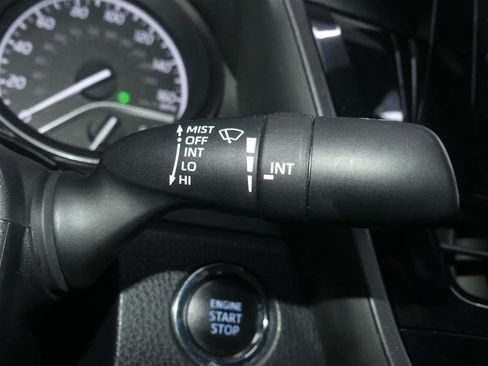 Used 2021 Toyota Camry SE w/ Cold Weather Package image 35