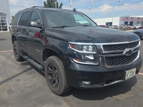 Used 2017 Chevrolet Tahoe LT AWD/4WD image 3