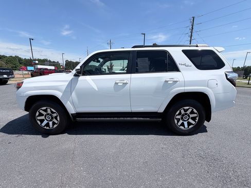 Used 2021 Toyota 4Runner TRD Off-Road Premium AWD/4WD image 5