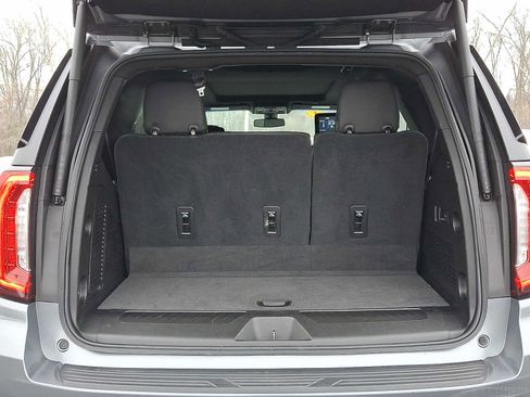 Used 2021 GMC Yukon SLT w/ SLT Luxury Plus Package image 31