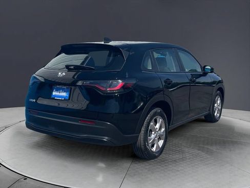 Certified 2024 Honda HR-V LX image 5