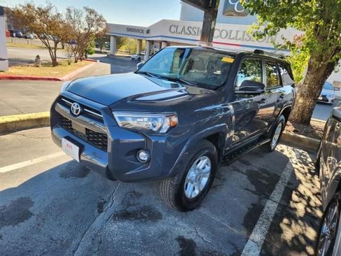 Used 2024 Toyota 4Runner SR5 Premium image 1