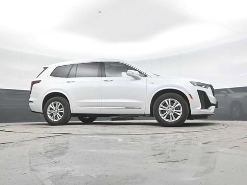 Used 2024 Cadillac XT6 Luxury AWD/4WD image 28