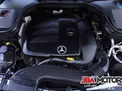 Used 2022 Mercedes-Benz GLC 300 4MATIC Coupe image 96