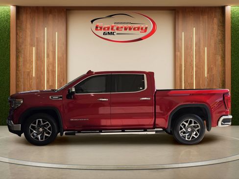 Used 2023 GMC Sierra 1500 SLT RWD image 4