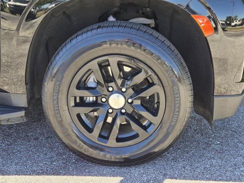 Used 2023 Chevrolet Tahoe LT RWD image 4