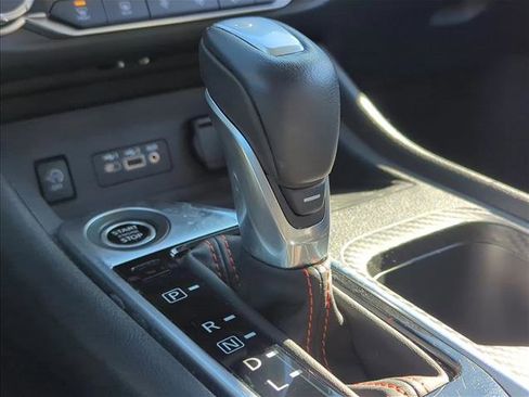 Used 2025 Nissan Sentra SR image 13