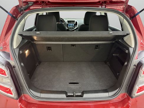 Used 2019 Chevrolet Sonic LT w/ Convenience Package image 8