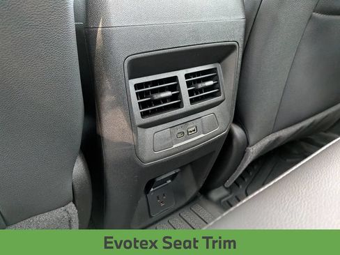Used 2026 Chevrolet Colorado LT w/ LT Convenience Package RWD image 35