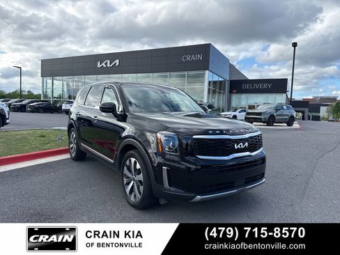 Certified 2022 Kia Telluride S FWD image 1