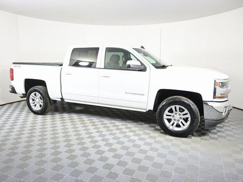 Used 2017 Chevrolet Silverado 1500 LT w/ All Star Edition image 9