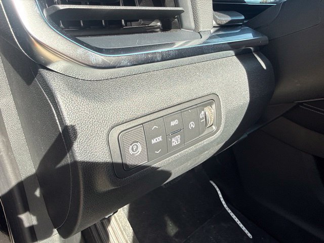 New 2027 GMC Terrain Denali w/ LPO, Black Badging Package AWD/4WD image 12