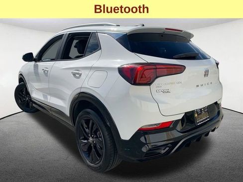 Used 2024 Buick Encore GX Sport Touring image 10