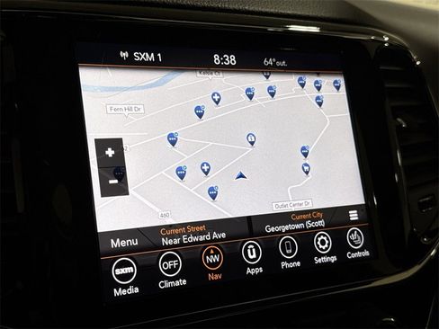 Used 2020 Jeep Grand Cherokee Limited image 14