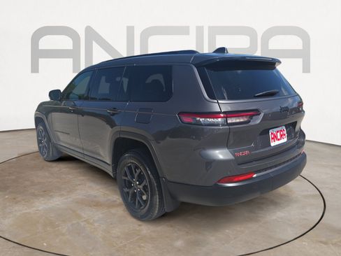 New 2026 Jeep Grand Cherokee L 2WD image 8