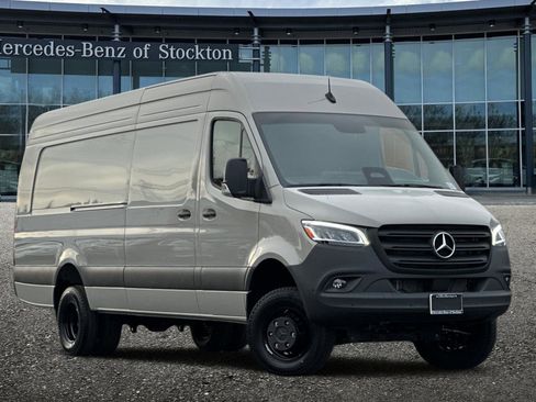 New 2026 Mercedes-Benz Sprinter 3500 image 2