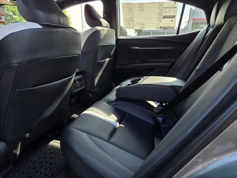 New 2026 Toyota Camry SE FWD image 5