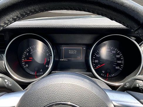 Used 2019 Ford Mustang Coupe RWD image 18