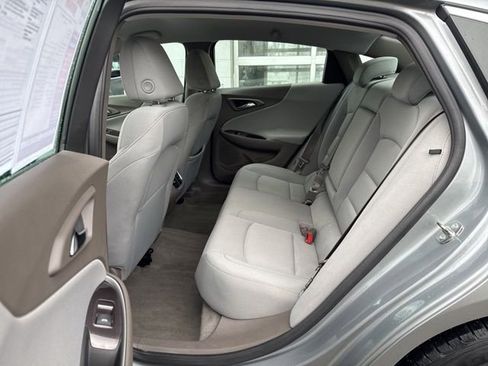 Used 2023 Chevrolet Malibu LT FWD image 19