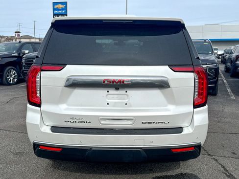 Certified 2022 GMC Yukon Denali image 6