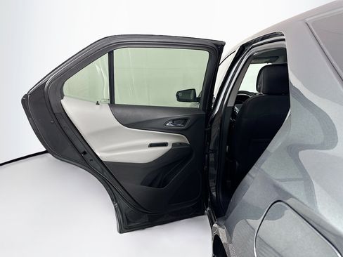 Used 2020 Chevrolet Equinox LT FWD image 24