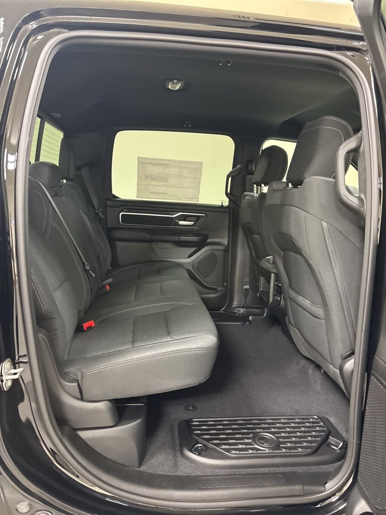 New 2026 RAM 1500 Big Horn AWD/4WD image 31