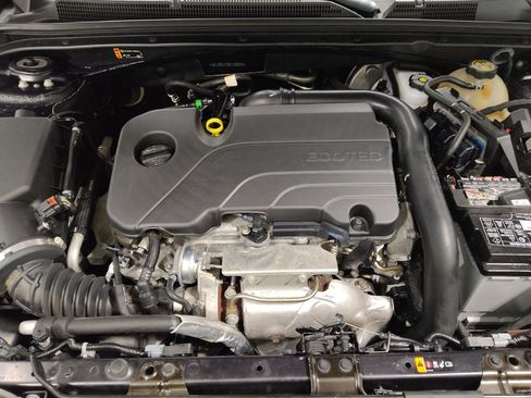 Used 2022 Chevrolet Malibu LS FWD image 30