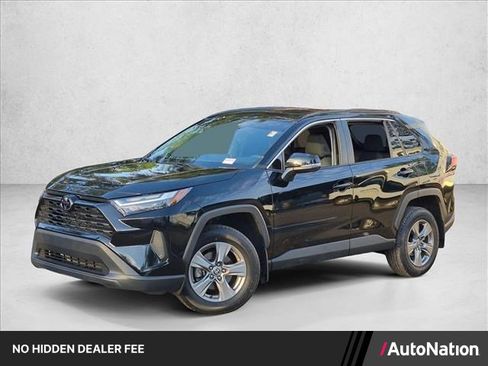 Used 2024 Toyota RAV4 XLE w/ Convenience Package FWD image 1