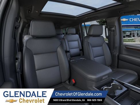 New 2026 Chevrolet Suburban LT w/ Comfort Package RWD image 16