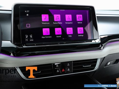 Used 2025 Volkswagen Atlas Cross Sport SEL Premium R-Line image 25