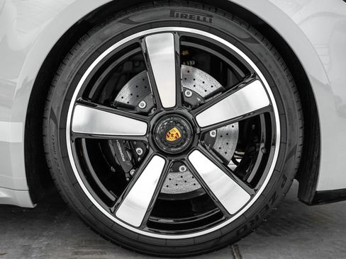 Used 2023 Porsche 911 Sport Classic image 10