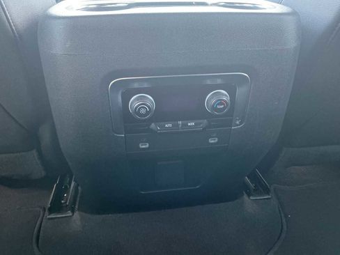 Used 2023 Chevrolet Tahoe LT image 15