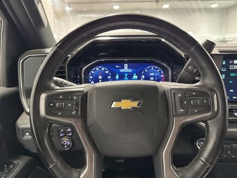 Used 2025 Chevrolet Silverado 3500 High Country w/ High Country Premium Package image 15
