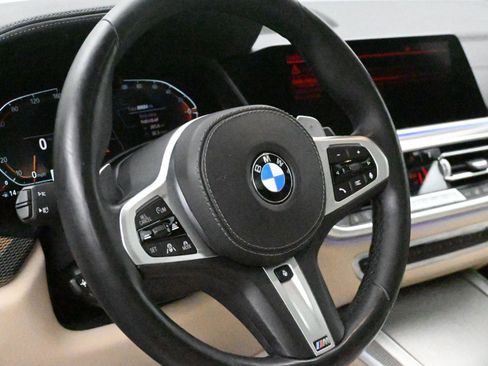 Used 2021 BMW X5 xDrive40i w/ M Sport Package AWD/4WD image 8