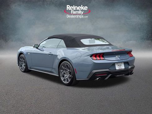 Used 2025 Ford Mustang GT Premium w/ GT Performance Package RWD image 8